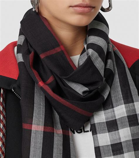 burberry scarf charcoal check|burberry check scarf wool fringe.